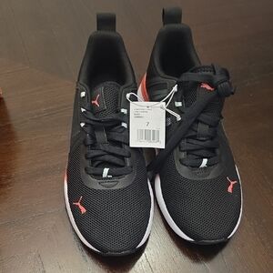 NWT Puma Black Sneakers with PINK Highlights